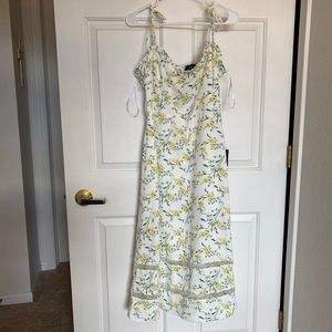 Lulu’s Floral Tie-Strap Midi Dress